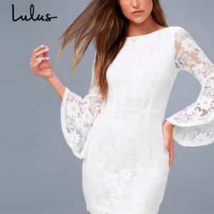 Lulu’s white lace 3/4 long sleeve body con dress M